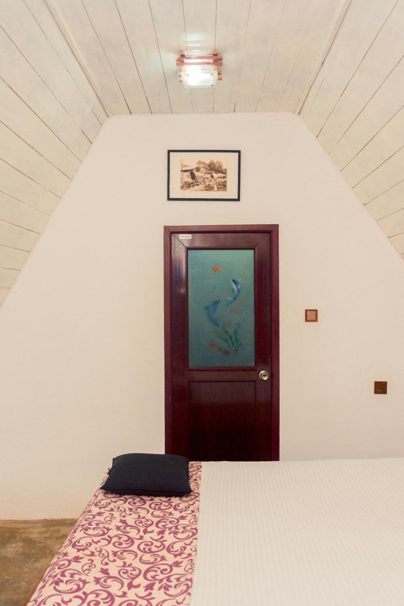 Harmony Beach Resort Tangalle Bagian luar foto